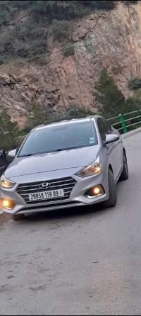 voitures-hyundai-accent-2019-gl-blida-algerie