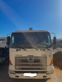 camion-hino-700-2008-oran-algerie