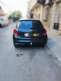 voitures-peugeot-207-2011-active-chetouane-tlemcen-algerie