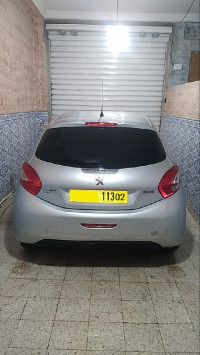 voitures-peugeot-208-2013-access-chettia-chlef-algerie