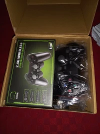 Console Game stick lite 4k carte mémoire 64Go hdmi + 4 manettes sans fil / + 10000 jeux intégrés 