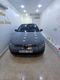 سيارات-volkswagen-golf-8-2025-r-line-برج-الكيفان-الجزائر