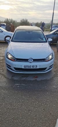 voitures-volkswagen-golf-7-2013-highline-skikda-algerie