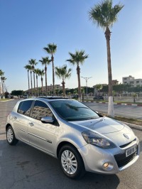 سيارات-renault-clio-3-2010-مستغانم-الجزائر