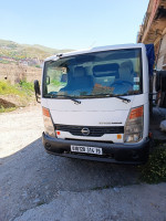 camion-nissan-400-2014-talaifacene-setif-algerie