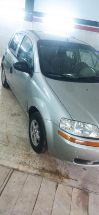 voitures-chevrolet-aveo-4-portes-2004-medea-algerie