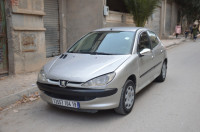 voitures-peugeot-206-2004-setif-algerie