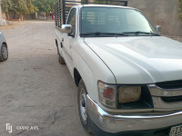 voitures-toyota-hilux-2005-bouira-algerie