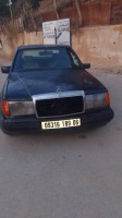 voitures-mercedes-classe-e-1989-sidi-aich-bejaia-algerie