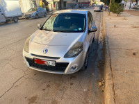 citadine-renault-clio-3-2012-night-and-day-oran-algerie