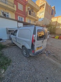 السيارات-النفعية-renault-kangoo-2013-confort-utilitaire-بشلول-البويرة-الجزائر