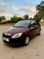 voitures-skoda-fabia-2013-khemis-el-khechna-boumerdes-algerie