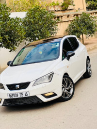 voitures-seat-ibiza-2015-black-line-tlemcen-algerie