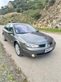 سيارات-renault-laguna-2-2002-privilege-القرارم-قوقة-ميلة-الجزائر