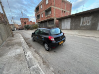 voitures-renault-clio-3-2010-draa-el-mizan-tizi-ouzou-algerie