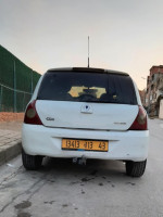 voitures-renault-clio-campus-2013-mila-algerie