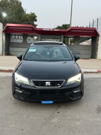 سيارات-seat-leon-2018-fr15-ديدوش-مراد-قسنطينة-الجزائر