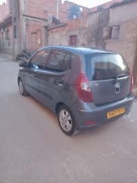 voitures-hyundai-i10-2016-glx-abou-el-hassan-chlef-algerie