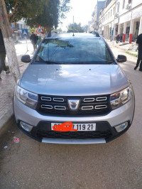 voitures-dacia-sandero-2019-stepway-ramdane-djamel-skikda-algerie