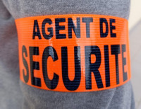 securite-agent-de-un-garde-alger-centre-algerie