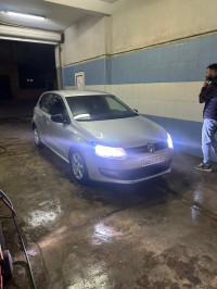 voitures-volkswagen-polo-2011-batna-algerie