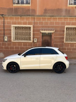 voitures-audi-a1-sport-back-2013-tlemcen-algerie