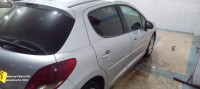 voitures-peugeot-207-2010-medea-algerie