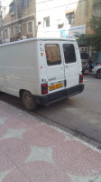 utilitaire-renault-r-25-diesel-1996-tizi-ouzou-algerie