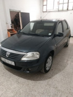 voitures-dacia-logan-2012-bouguirat-mostaganem-algerie