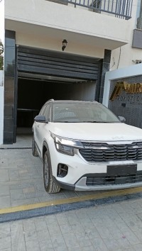 سيارات-kia-seltos-2026-luxury-بئر-خادم-الجزائر