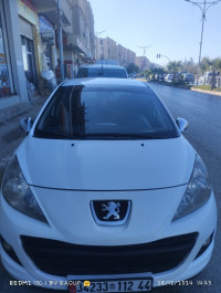 voitures-peugeot-207-2012-ain-defla-algerie