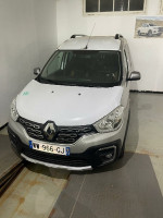 voitures-renault-kangoo-2024-cheraga-alger-algerie