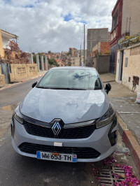 voitures-renault-clio-2024-evolution-bouira-algerie