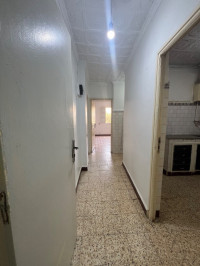 appartement-location-f2-alger-bourouba-algerie