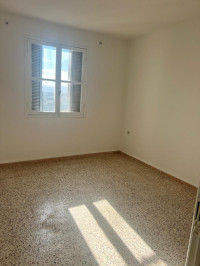 appartement-location-f4-alger-hraoua-algerie