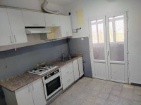 appartement-location-f3-alger-souidania-algerie