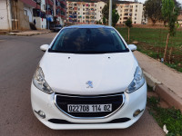 voitures-peugeot-208-2014-allure-abou-el-hassan-chlef-algerie