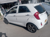 voitures-kia-picanto-2014-brasilia-zeralda-alger-algerie