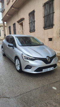 voitures-renault-clio-5-2021-mascara-algerie