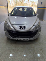 voitures-peugeot-308-2011-algerie