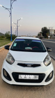 mini-citadine-kia-picanto-2013-hassi-messaoud-ouargla-algerie