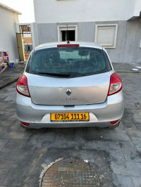 voitures-renault-clio-3-2011-les-eucalyptus-alger-algerie