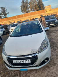 voitures-peugeot-208-2016-ghriss-mascara-algerie