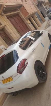 سيارات-peugeot-208-2016-allure-facelift-وهران-الجزائر