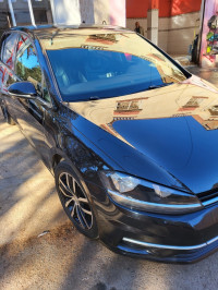 voitures-volkswagen-golf-7-2017-oran-algerie