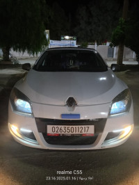 voitures-renault-megane-3-2012-جيتي-لاين-birine-djelfa-algerie