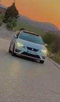 moyenne-berline-seat-leon-2015-linea-r-tlemcen-algerie