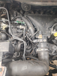 pieces-vehicules-moteur-2-l-hdi-136-tiaret-algerie