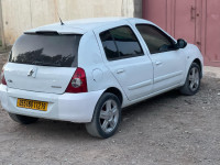 voitures-renault-clio-campus-2012-el-eulma-setif-algerie