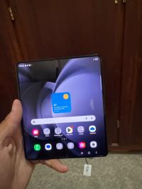 Samsung Z Galaxy flod 5 thumbnail 3